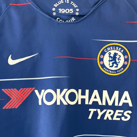Nike Dri-Fit Chelsea FC 2018-19 Home Jersey/Kit, Size: Youth Medium - Picture 6 of 6